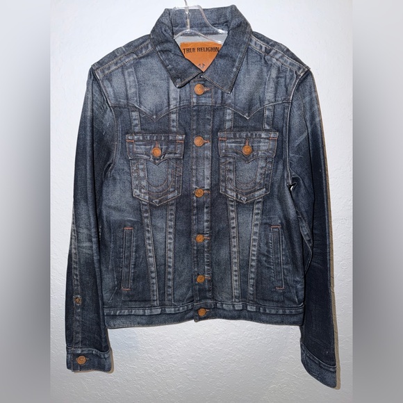 True Religion Embroidered Distressed Wash Denim Jacket. NWT - Picture 2 of 6